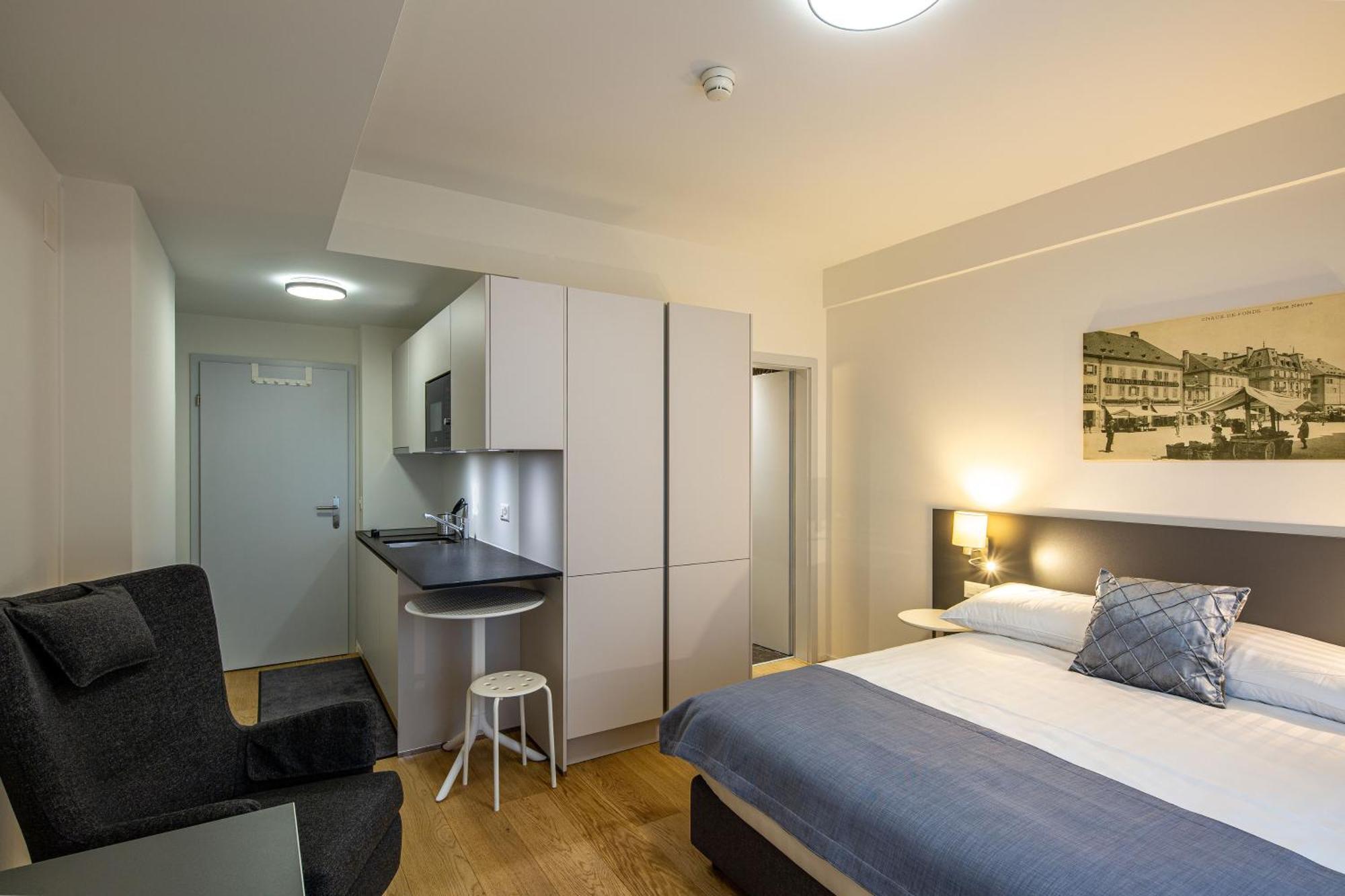 Athmos Residence - Hotel La Chaux De Fonds Bagian luar foto